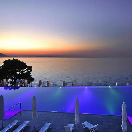 Punta In With Pools Apartment *